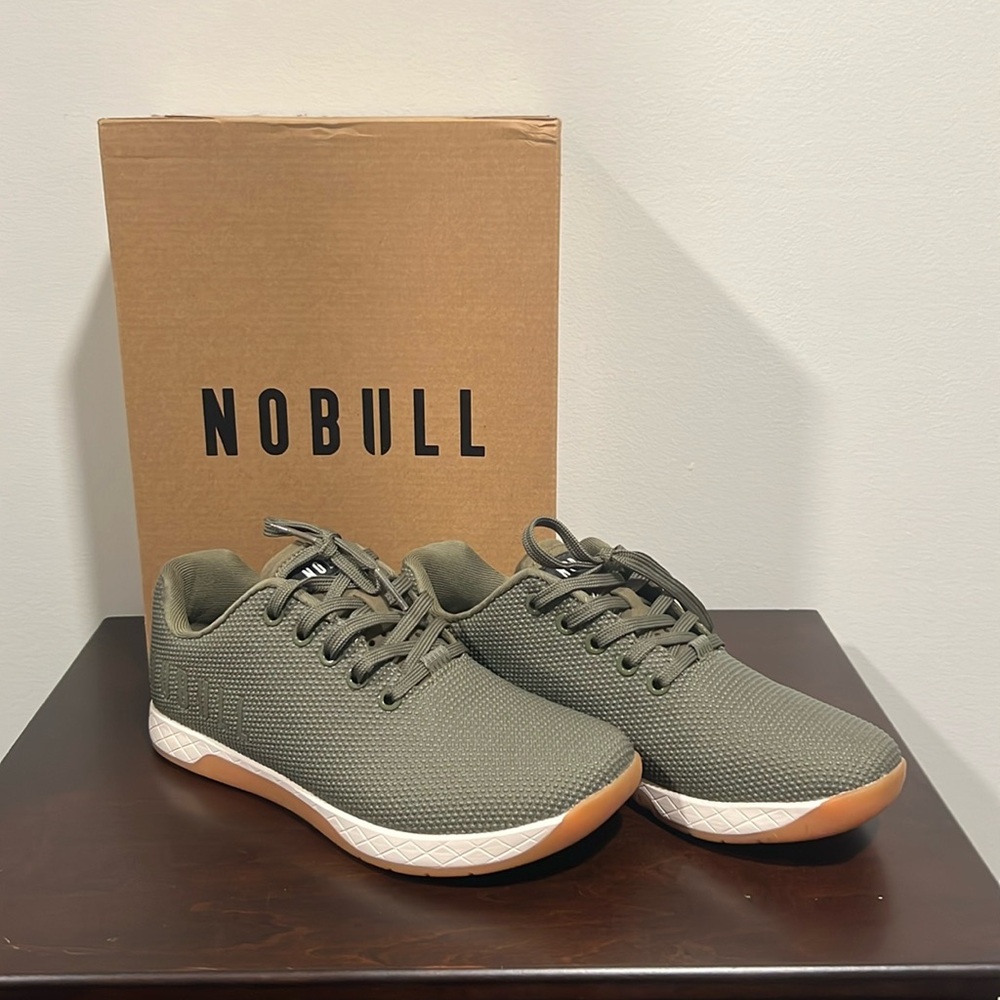 NWT NOBULL Shoes in Green